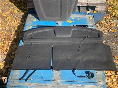 Toyota Yaris (XP90) TOYOTA YARIS Kalaptartó