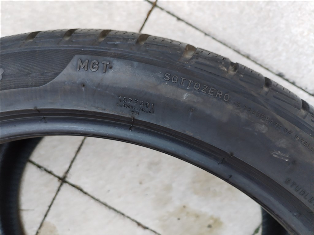  285/3520" használt Pirelli téli gumi 2 db 2. kép
