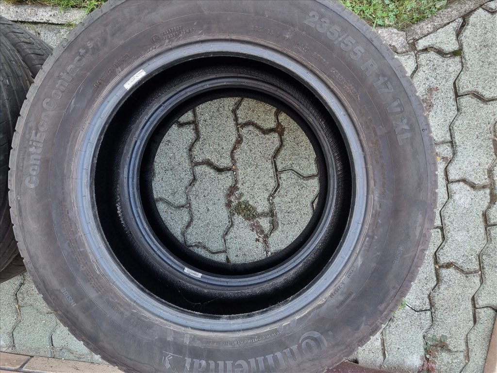  235/55 R17" használt Continental nyári gumi 6. kép