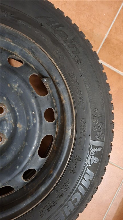  205/6016" használt Michelin téli gumi gumi 9. kép