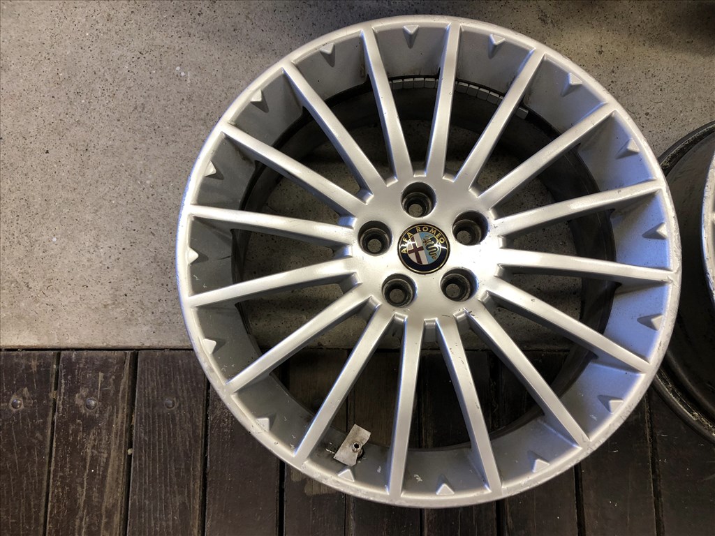 17 colos Alfa Romeo 5x98 sport, 147,156, alufelni 17 col 4. kép