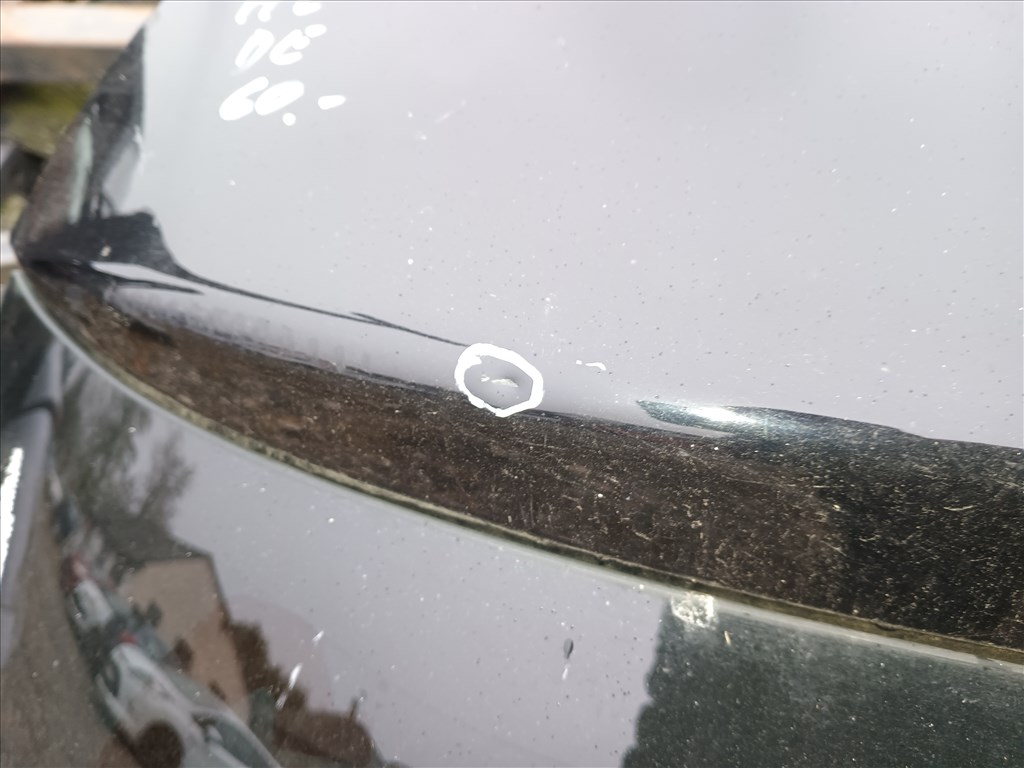 Mazda 2 DE csomagtérajtó  részeivel 2. kép