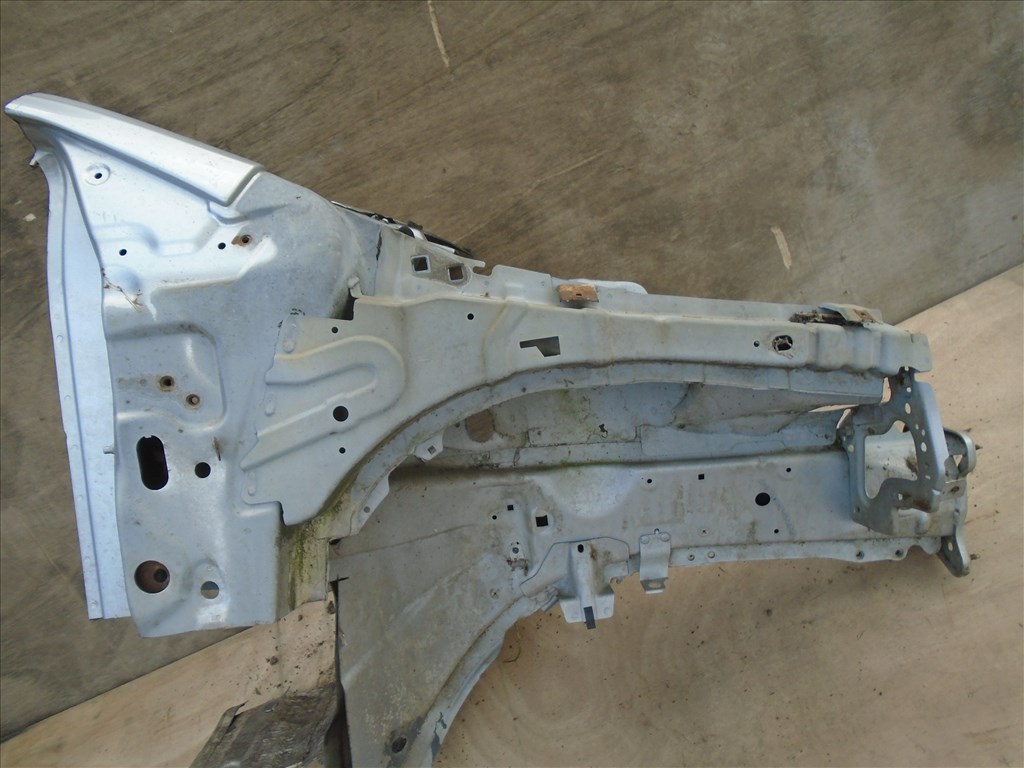 Ford Focus Mk2 jobb első negyed  2. kép