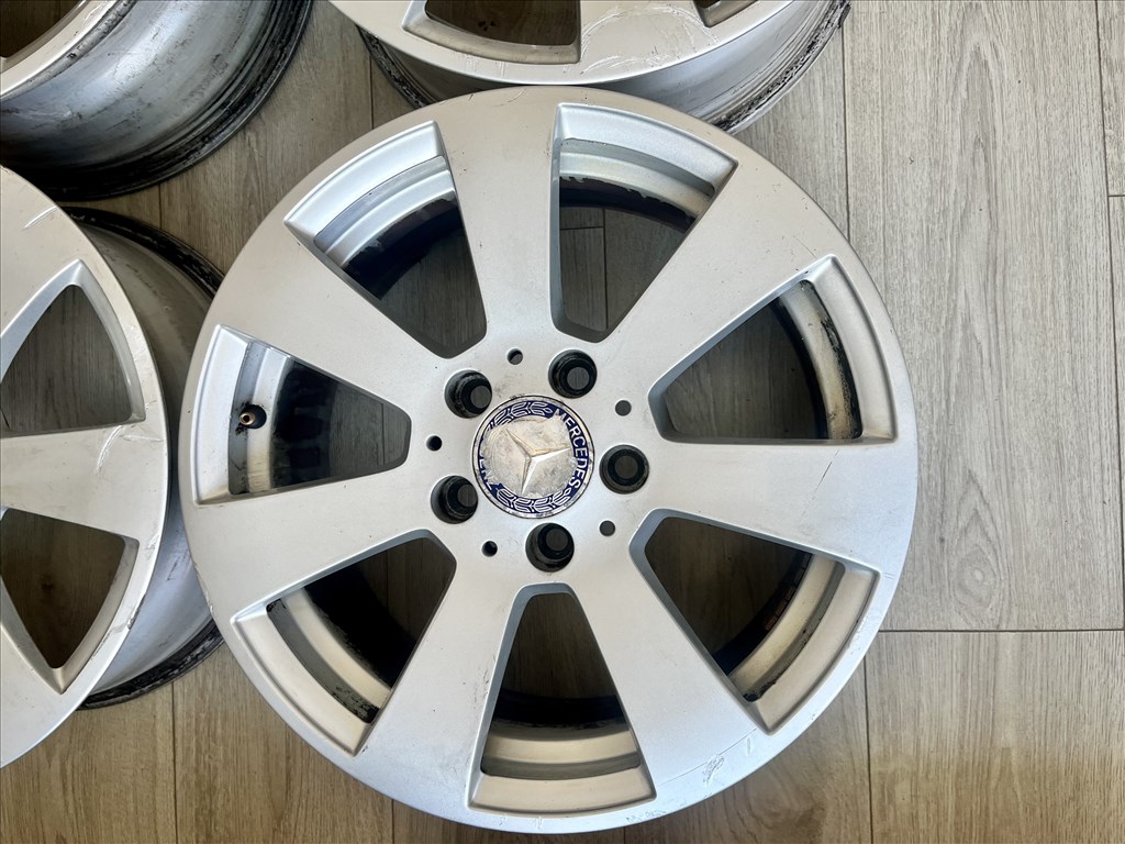 Mercedes 16-os gyári alufelni garnitúra / w204 C-osztály 5. kép