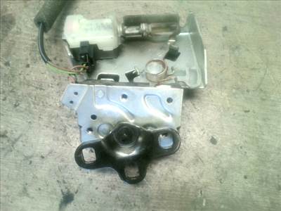 FORD MONDEO 01-07 Csomagtérajtó zárszerkezet