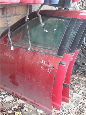Suzuki Swift bal első ajtó 