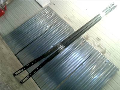 SUZUKI SX4 Tetőcsomagtartó hosszanti sín pár