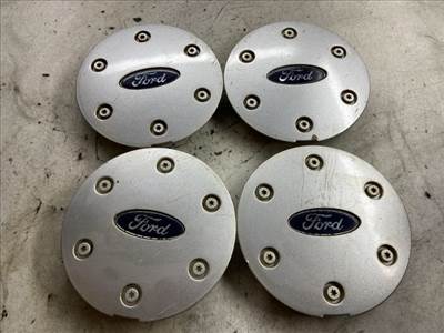 FORD FIESTA VI Felniközép Szett