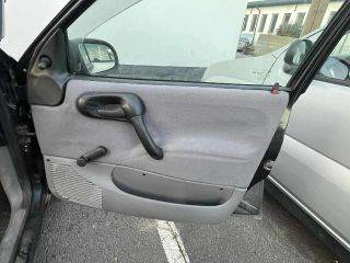 OPEL CORSA B (73, 78, 79) Jobb első Ajtózár