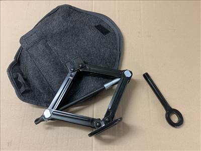 Hyundai/ Kia gyári emelő+ szerszámok (Vengából) b163g0019001