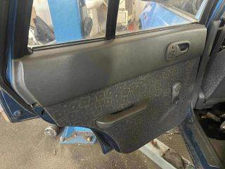 SUZUKI SWIFT II Ferdehátú (EA, MA) Bal hátsó Ajtózár