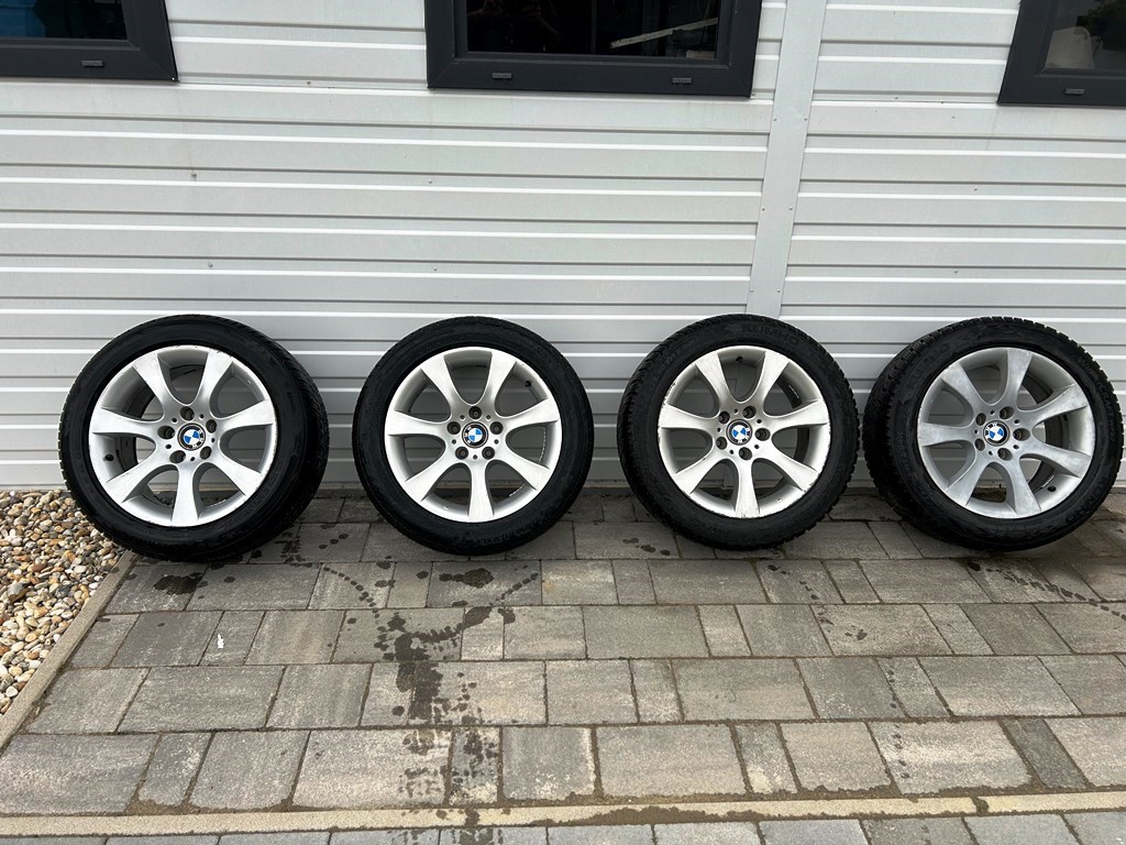  5x120 lyukosztású 17" használt Gyári alufelni, rajta 225/50 új Barum téli gumi gumi  1. kép