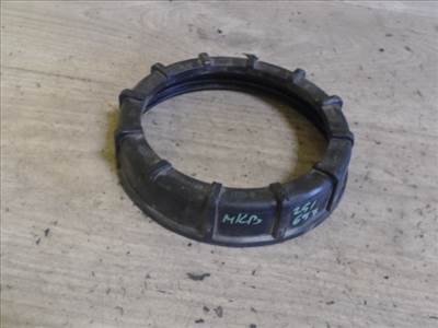 SKODA FABIA 99-07 Üzemanyag szivattyú befogató műanyag anya