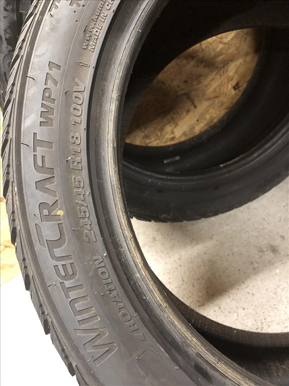 245/45/18 téli gumi Kumho 245 45 18 7. kép