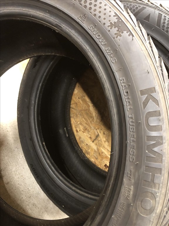 245/45/18 téli gumi Kumho 245 45 18 8. kép