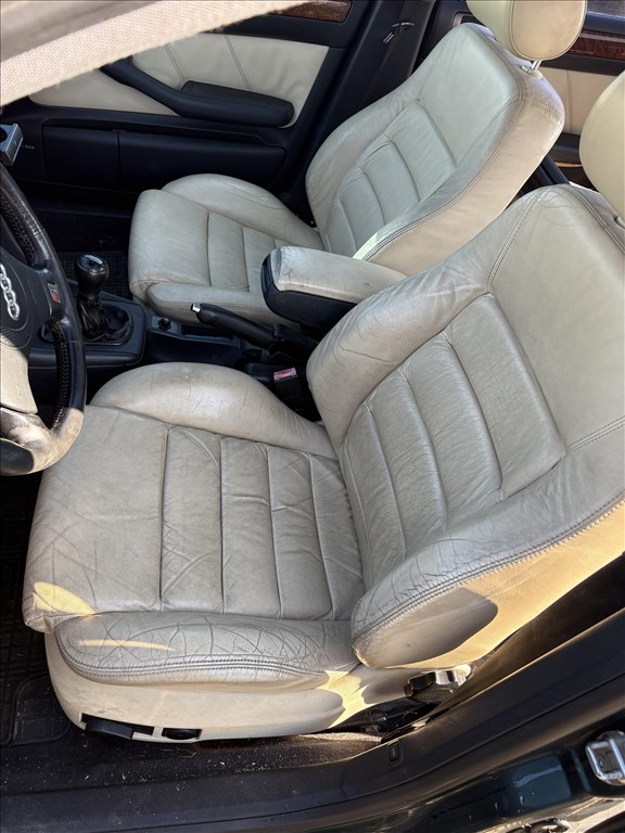 Audi A6 (C5 - 4B) bőr belső, bőr ülés  1. kép