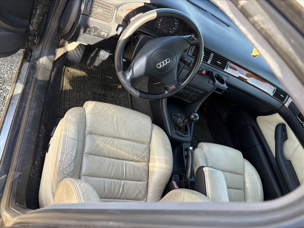 Audi A6 (C5 - 4B) bőr belső, bőr ülés  2. kép