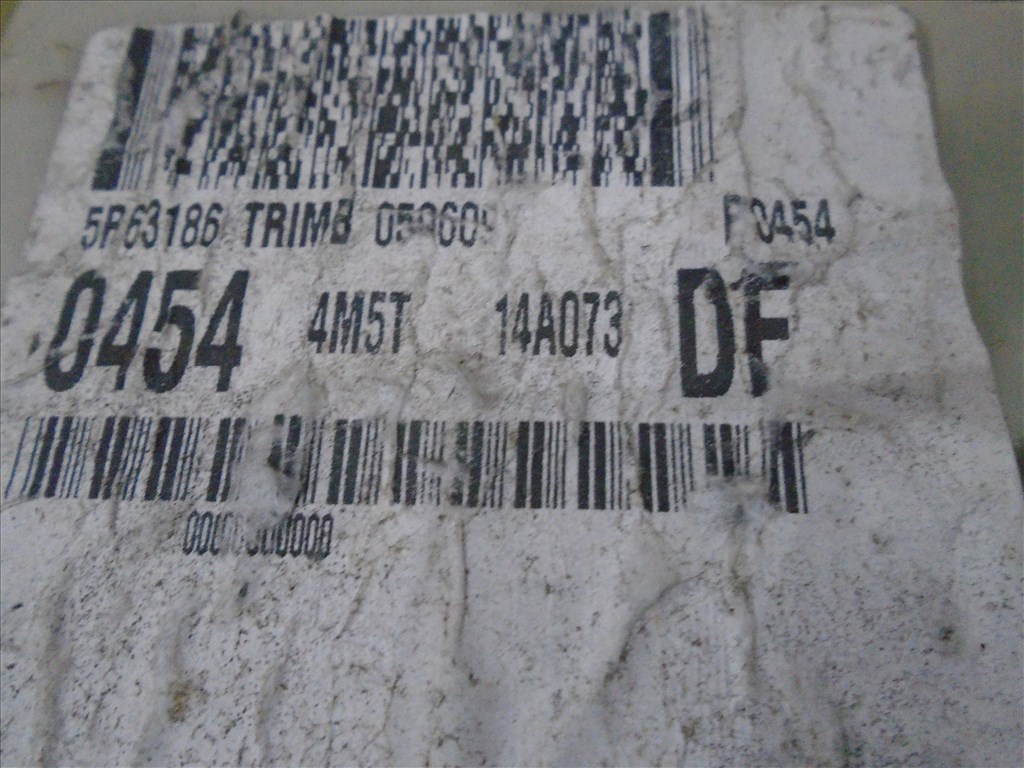 Ford Focus Mk2 biztosítéktábla  4m5t14a073bj 4m5t14a073df 3. kép