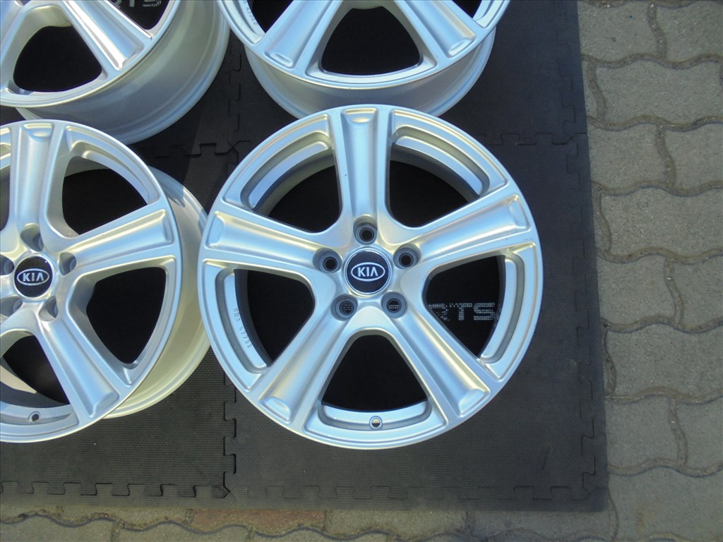 17-es RC 5 x 114.3-as demo alufelni eladó 5. kép