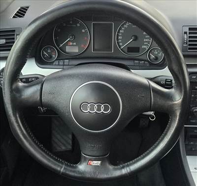 Audi S4 (B6/B7) S4 AUDI 3 águ kormány 