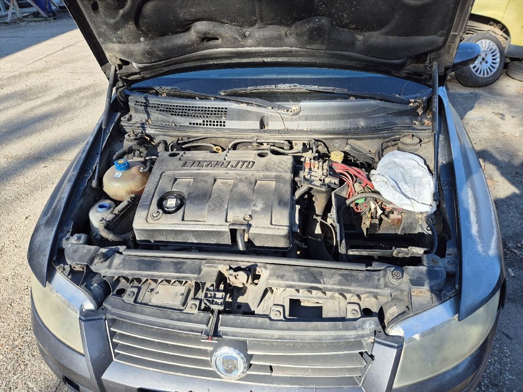 Fiat Stilo 1.9 JTD 115 klímakompresszor  1. kép