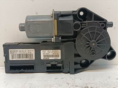 RENAULT MEGANE III Bal első Ablakemelő Motor