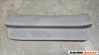 Mazda 6 (1st gen) jobb hátsó belső küszöb borítás gj6a68730