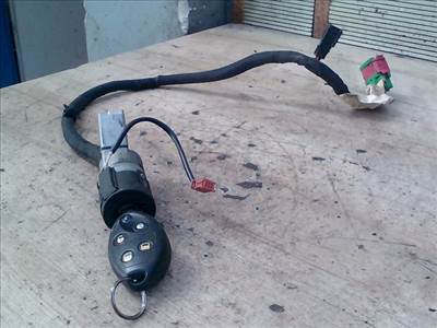 PEUGEOT 807 Gyújtáskapcsoló