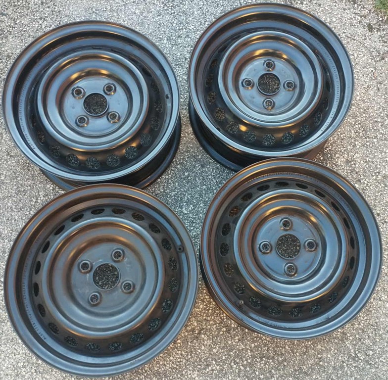 4x100 14 Hyundai Kia lemezfelni r14 " Suzuki Mazda Toyota 2. kép