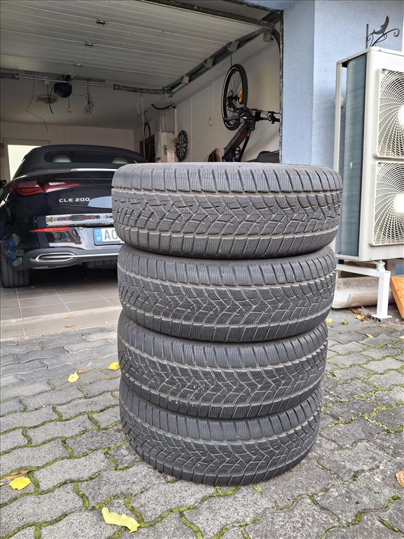  235/5519" újszerű(2024végi)8.5mm Dunlop téli gumi  1. kép