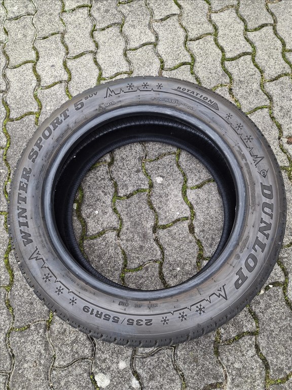  235/5519" újszerű(2024végi)8.5mm Dunlop téli gumi  5. kép