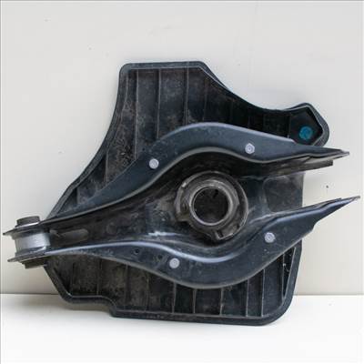 BMW 2er G42, 3er G20-G21 LCI, 4er G22-G23-G26 LCI, Z4 G29 jobb hátsó lengőkar