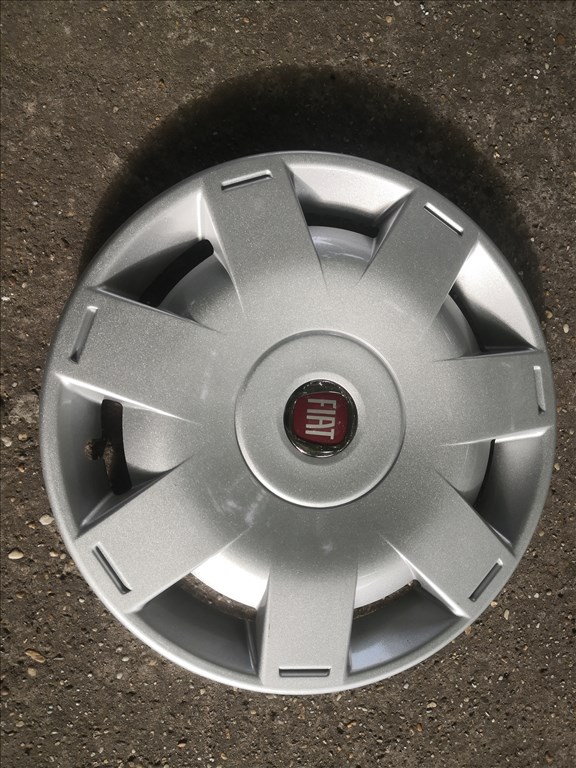 Fiat 16-os gyári dísztárcsa 1db 5. kép