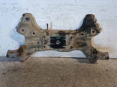 HYUNDAI i20 Első Bölcső