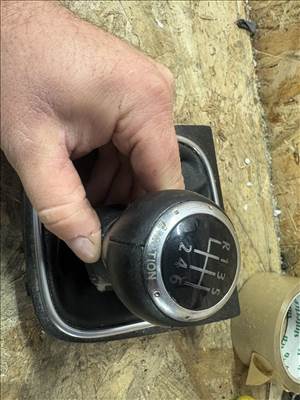 Volkswagen Golf V, Skoda Octavia II, Volkswagen Jetta V váltógomb 4motion