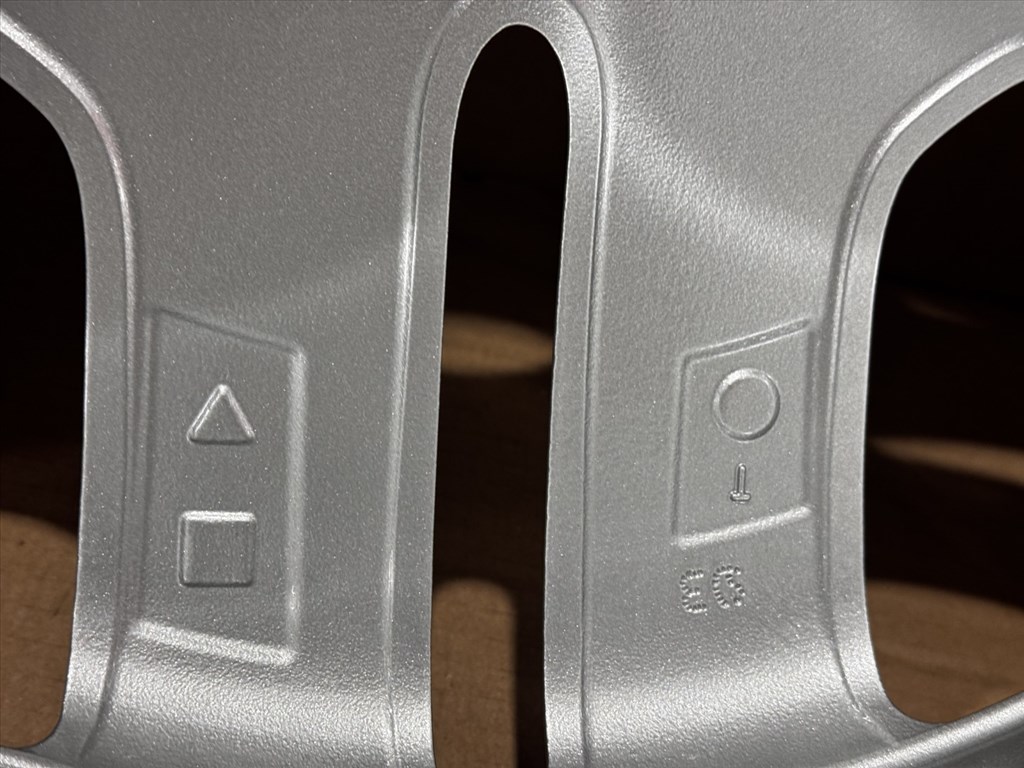 R20 Original Mercedes 8.5J ET60 - A2514014102  / A251 401 4102 1db alufelni felni 2. kép