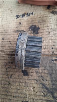 Ford Escort Mk5 1.8 D CL főtengely bordás szíjtárcsa 