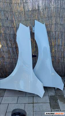 Skoda Octavia III Sàrvèdő( karcmentes) bal oldal 