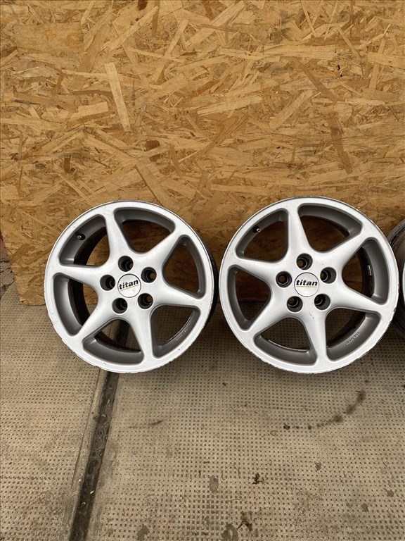 5x112 lyukosztású 7JJ 15" használt Titan alufelni 3. kép