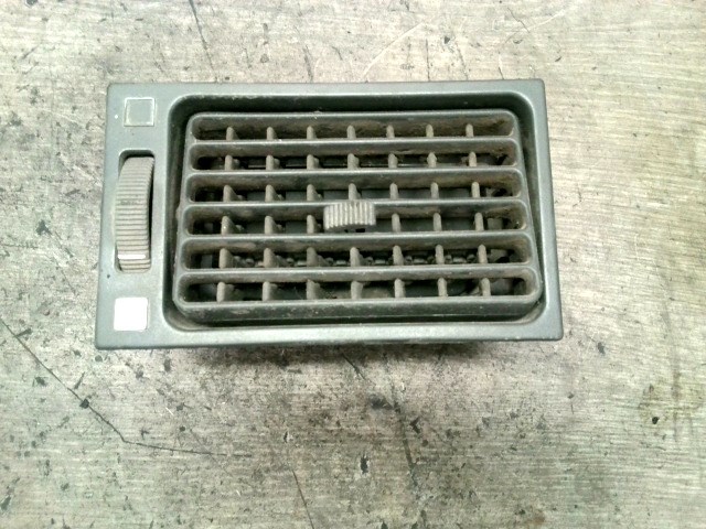 IVECO DAILY 96-99 Középső szellőző bal 1. kép