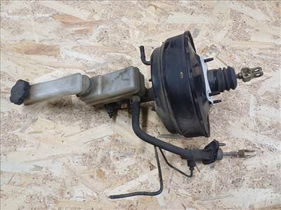 Hyundai Trajet (2001-2008) Fékrásegítő