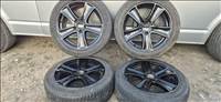 5x120 lyukosztású 18" gyári alufelni, rajta 235/50 használt Hankook négyévszakos gumik