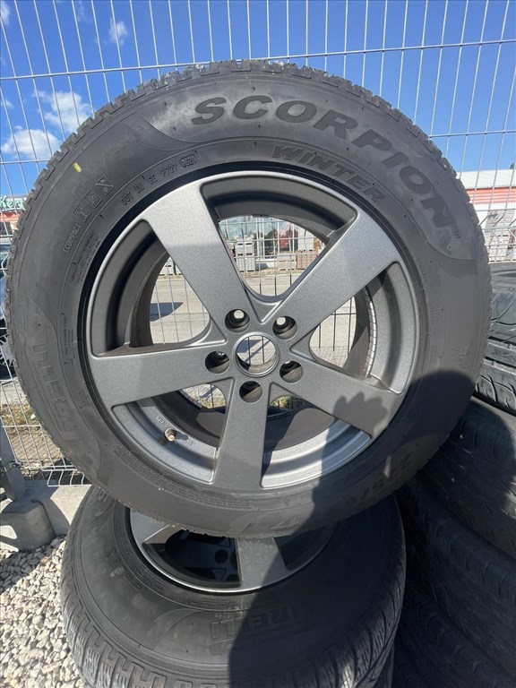  Mazda CX-5 17" Dezent alufelni,225/65 használt Pirelli téli gumi  2. kép