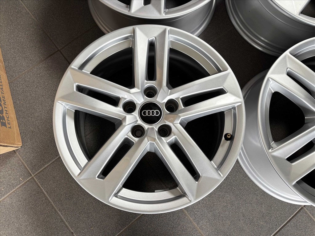 Audi 17" 5x112 A4 B9 gyári alufelni eladó 17 coll A3 A6 1. kép