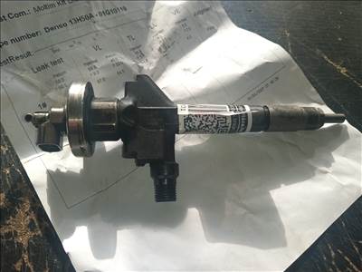 Mazda 6 GG 2.0dízel porlasztó  denso13h50a01g10119