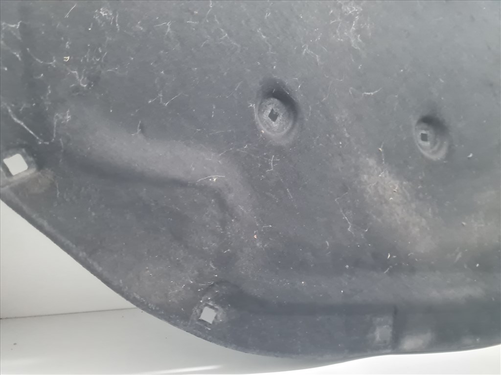 Volkswagen Golf VII motorháztető szigetelés (27208) 5g0863831 3. kép