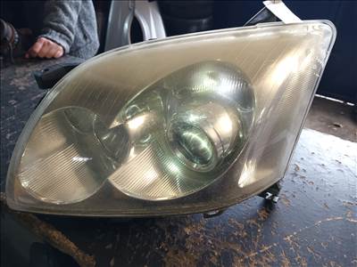 Toyota Avensis T25 Kombi Bal első xenon fényszóró  koito0544