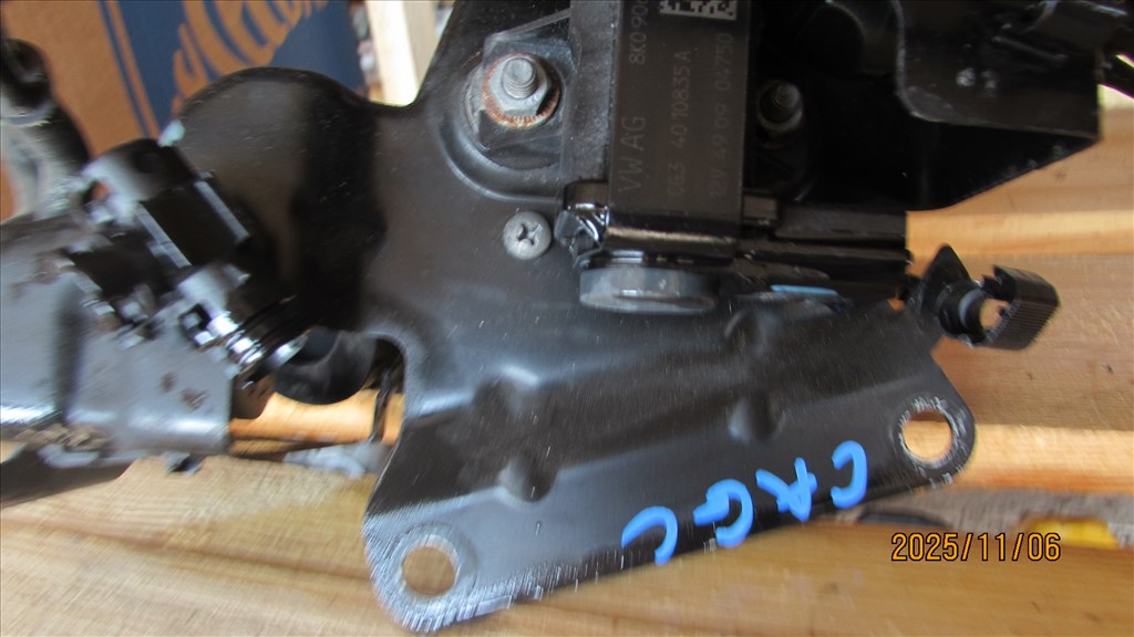 Audi A4 (B8 - 8K) 2.0 TDI quattro turbónyomás szabályzó  8k0906627 1. kép