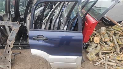 Suzuki Grand Vitara I Jobb hátsó ajtó 