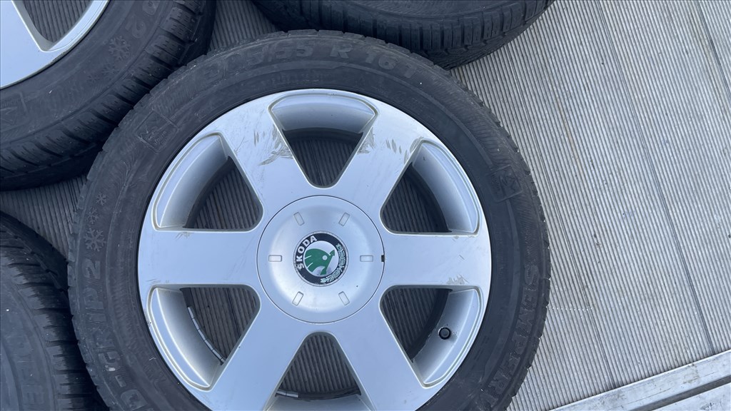 Skoda Octavia 16 5X112 alufelnik 1Z0601025B 5. kép
